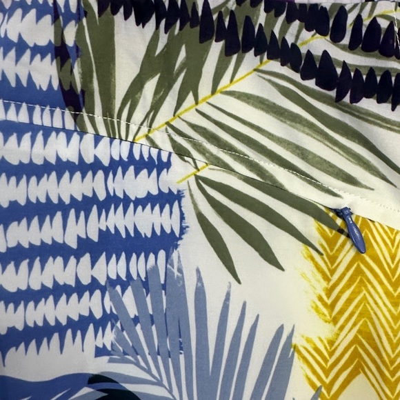 Chico's Abstract Patterned Skort - Picture 4 of 9